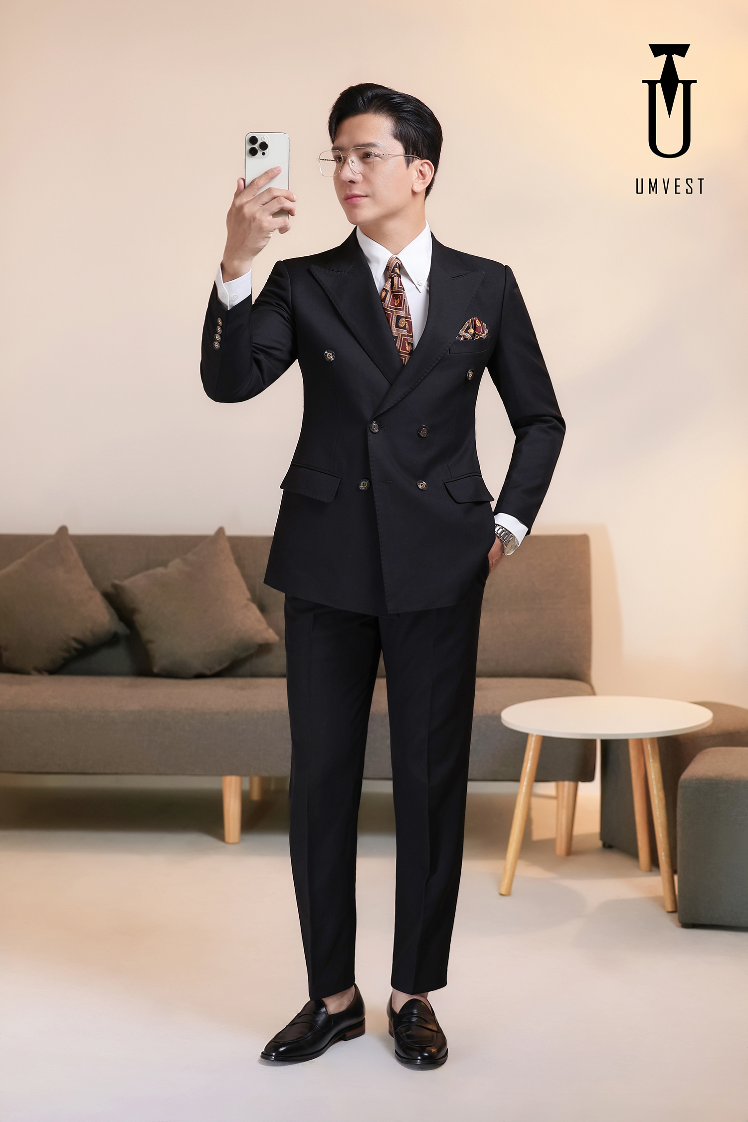 Các kiểu dáng vest để dự tiệc dành cho nam giới