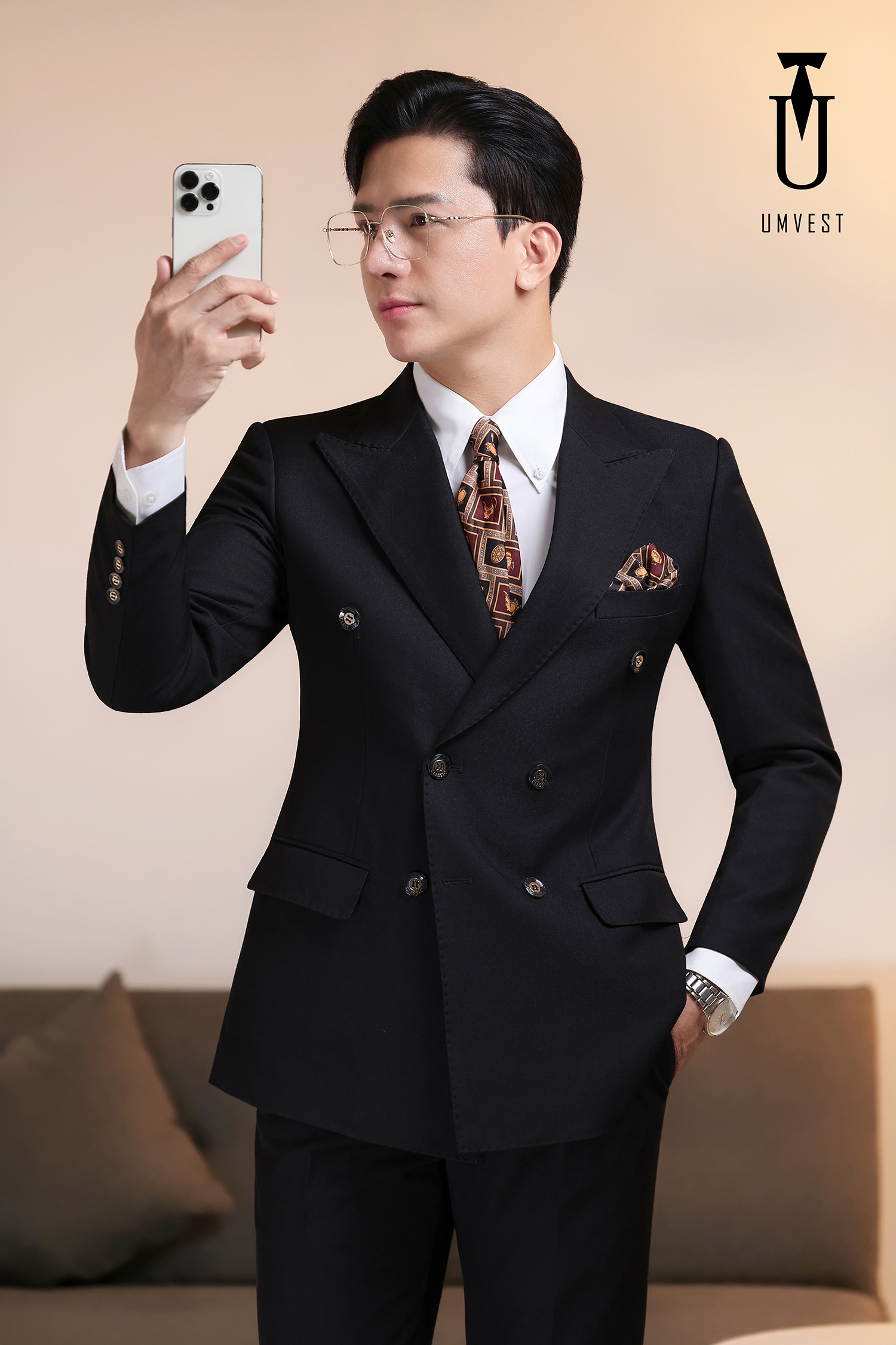 Vest Nam Màu Đen 6 Cúc