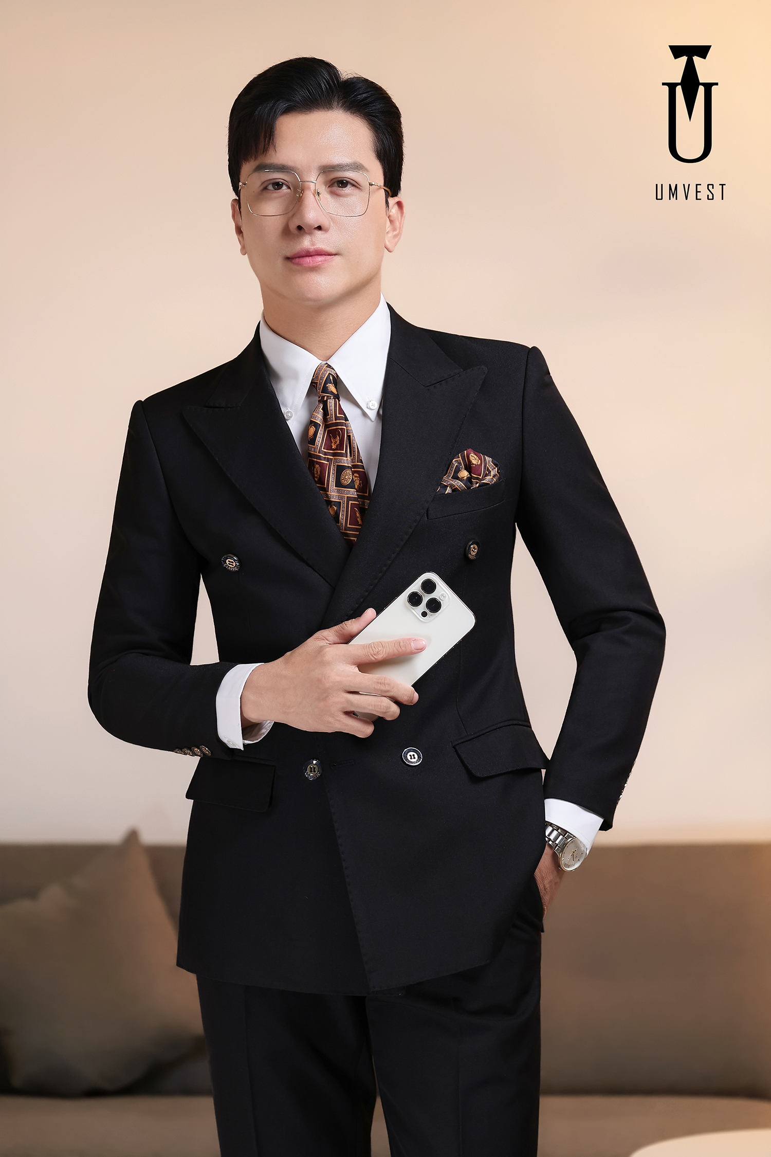 Vest Nam Màu Đen 6 Cúc