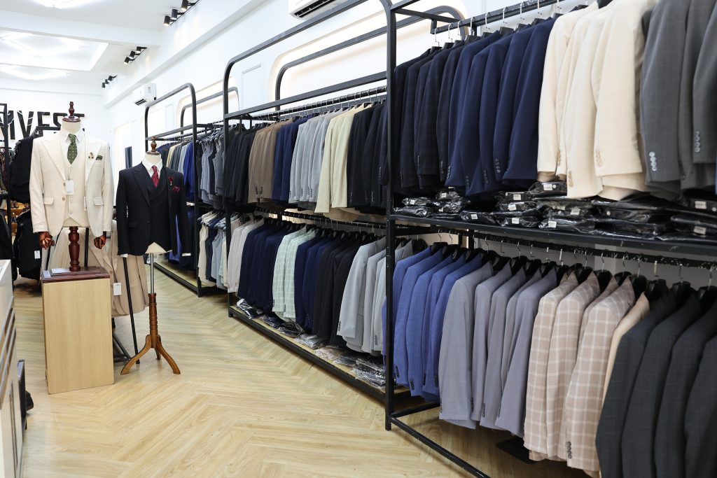 Cách bảo quản vest nam để áo vest luôn như mới